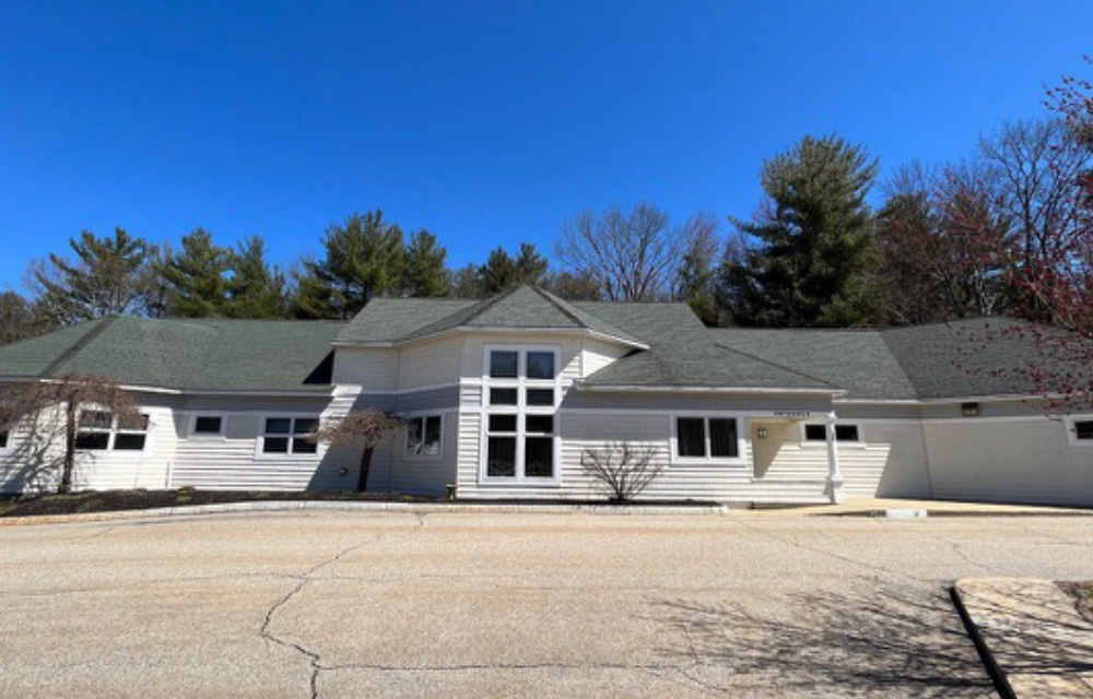 White and Burke of The Boulos Co. sell 8,240 s/f med’l. office for $1.05m